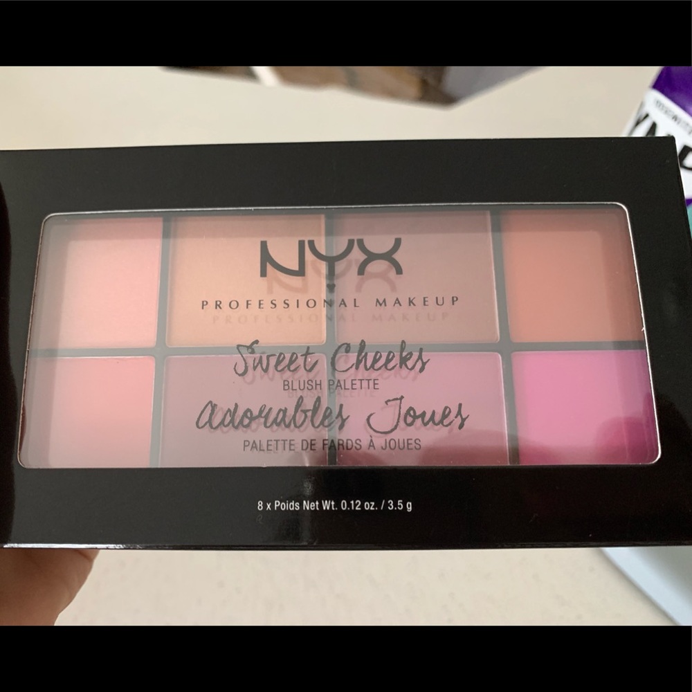 NYX Sweet Cheeks blush palette
